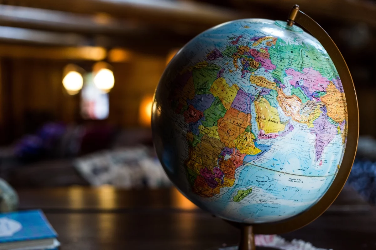 a picture of a globe that represents global sales on shopify